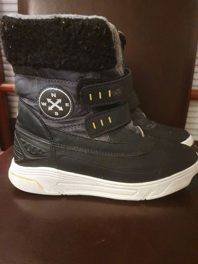 Boys Boots Size: 2 Uk .. 34 EU .. Price Drop