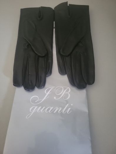 black leather gloves