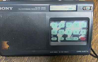 Sony ICF-SW800 Black FM/SW Receiver with  a Radio Card  Collectable .for parts repair