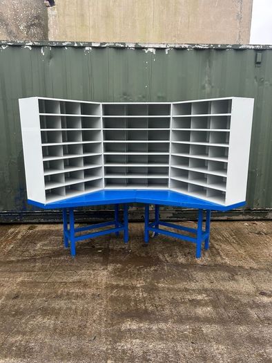 Heavy duty work bench