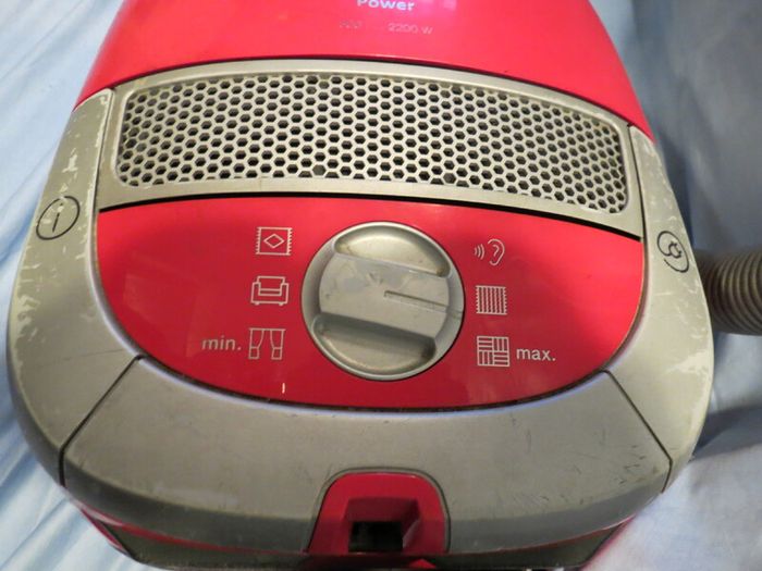Miele S5 Power - Red