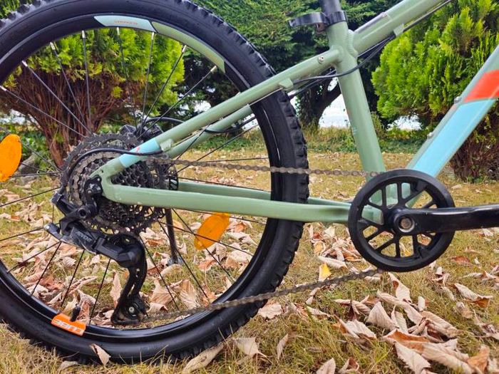 CUBE Acid 240 Disc kids bike. Cycle