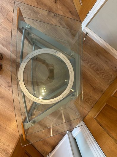Glass TV table / stand
