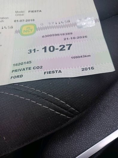 2016 (162)ford fiesta black