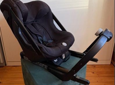 Axkid One Car Seat