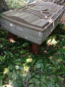 Sand and water play table and rockers