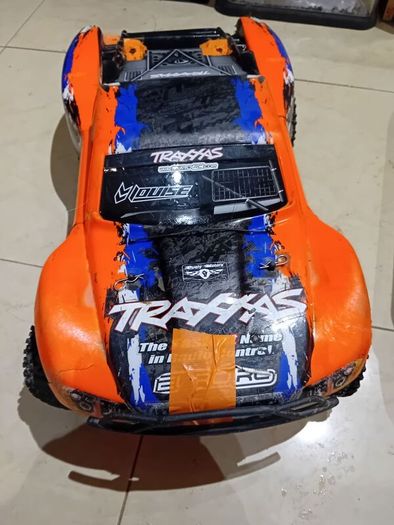 Upgraded traxxas slash 4x4 VXL + loads of spares