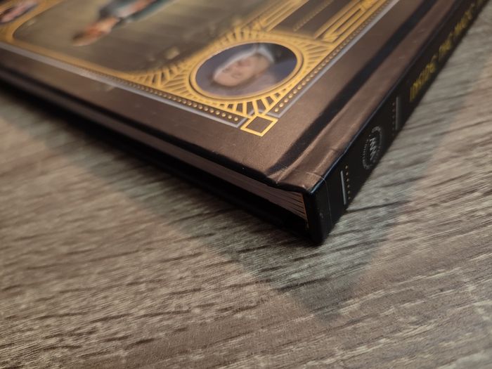 Inside the Magic: The Making of Fantastic Beasts and Where to Find Them ! Hardcover ! 2016 ! by Harper Collins ! Harry Potter !