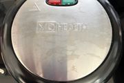 Omelette maker