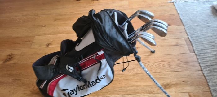 taylormade R7 irons and stand bag