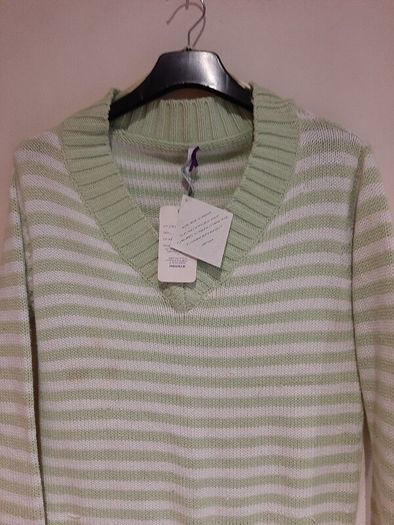 new jumper with tags
