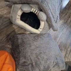 Pet House / Bed