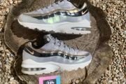 Premium Nike Air Max 95 SE Metallic