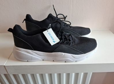 Black Mens Trainers