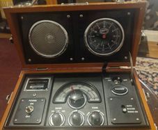Alarm clock radio