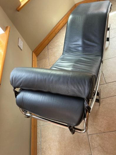 Chaise Lounge