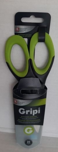 New scissors in wrapping