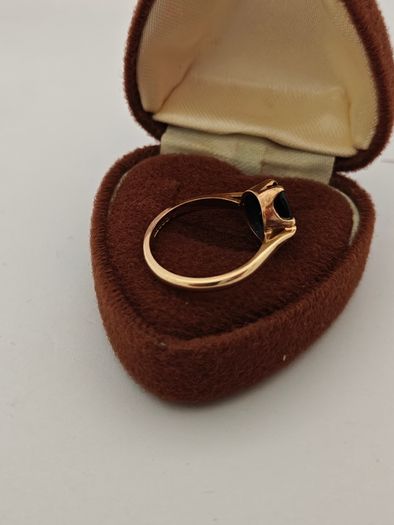 Vintage 9ct Gold Ring - Fully Hallmarked - Size M