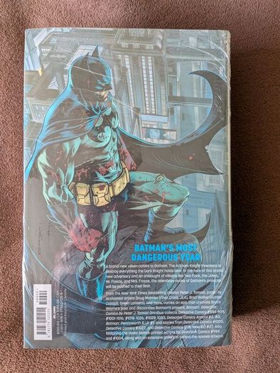 Detective Comics by Peter Tomasi Omnibus