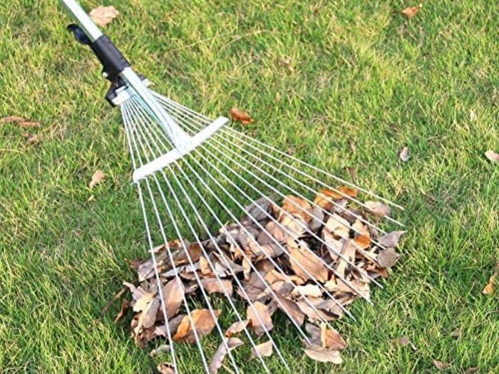 Garden Leaf Rake,Grass Rake for Lawn,Adjustable Lawn Grass Rake for Grass Cleaning Fallen Leaves Weeds,34 to 63-Inch Adjustable Gardening Tools 160cm (FREE POSTAGE)