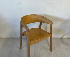 Lincoln B Chair