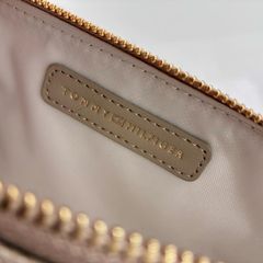 Tommy Hilfiger make up bag