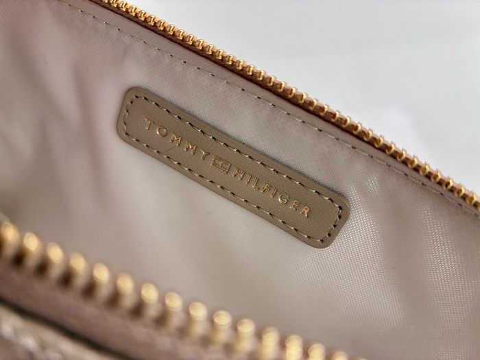 Tommy Hilfiger make up pouch
