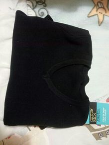 BNWT Boys V nech school jumper age 4-5