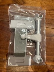 pad holder for cars