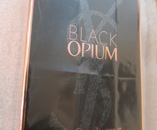 BLACK OPIUM YVES SAINT LAURENT Eau de Parfum Vaporisateur Natural Spray 90ml