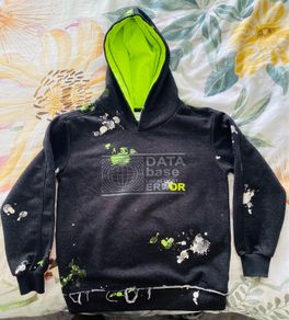 Kids jumper with hoodie 7/8 years old