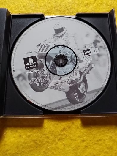 Castrol Honda superbike racing PlayStation 1 Ps1 PlayStation 2 ps2 games Original