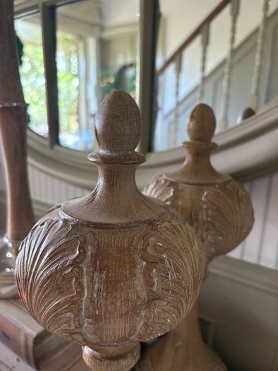 New 37cm high wood effect pumpkin finial with whitewash finish