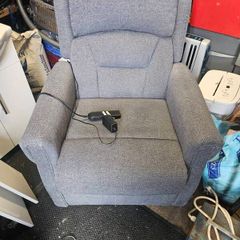 mobility chair reclining lift