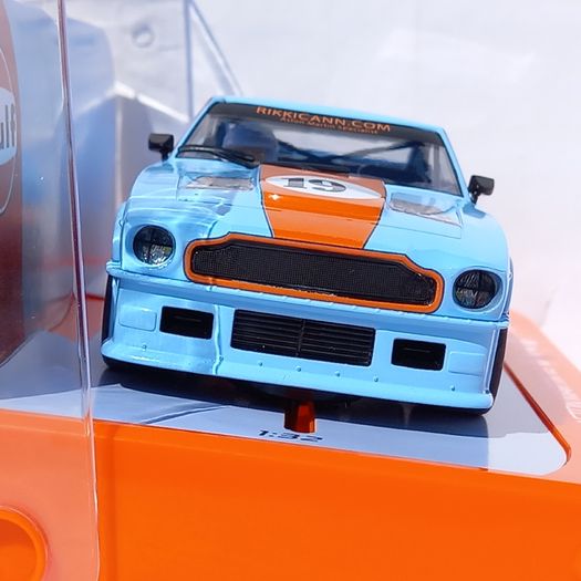 Scalextric Aston Martin V8 Gulf Slot Car (C4209 saloon classic touring gt)