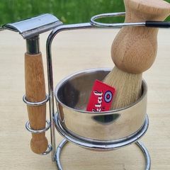 Vintage shaving set