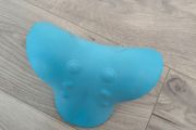 Neck stretch foam