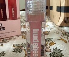 Huda beauty Faux Filler Jelly Oil