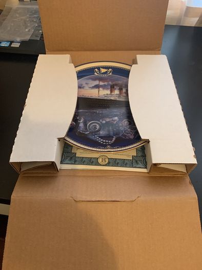 TITANIC Collectable Plate