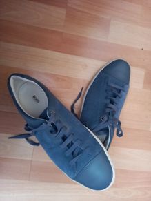 Hugo Boss Leather Shoes, size 10 (45).