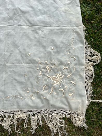 Antique Silk twill cream shawl embroidered deep fringe