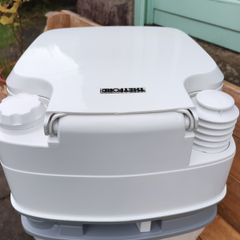 Portable camping toilet - Thelford Porta Potti 165
