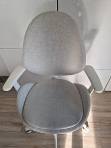 IKEA Office Chair with Armrests (Beige/White) - Good Condition