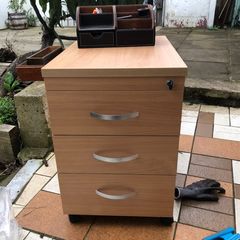 3 drawer office pedestal