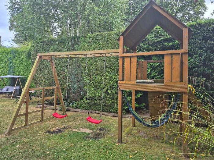 Free Climbing Frame and Swing Set