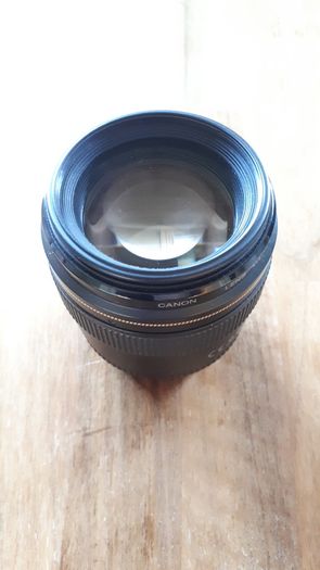 Canon ef 85mm f1.8 lens for sale