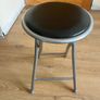 folding stools Image 3