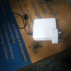 USB c power adapter