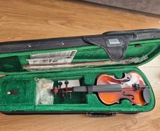 Antoni AVC33 1/4 violin