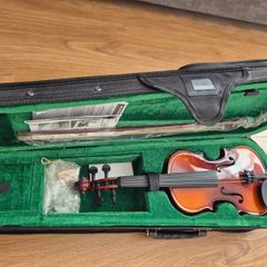 Antoni AVC33 1/4 violin